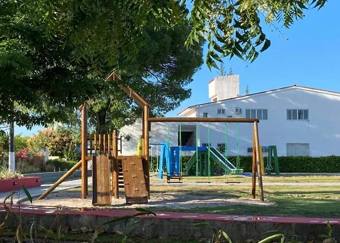 Casa Cinza na Praia dos Carneiros em Condomínio à beira-mar